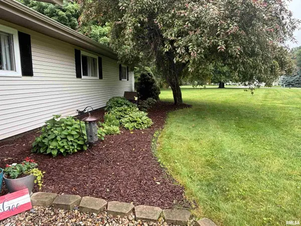54 Sugar Creek HL, Auburn, IL 62615