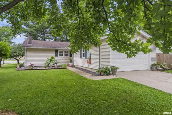 2501 Sherborn RD, Springfield, IL 62702