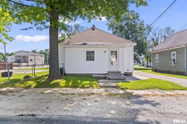 108 Garrison ST, Bulpitt, IL 62517