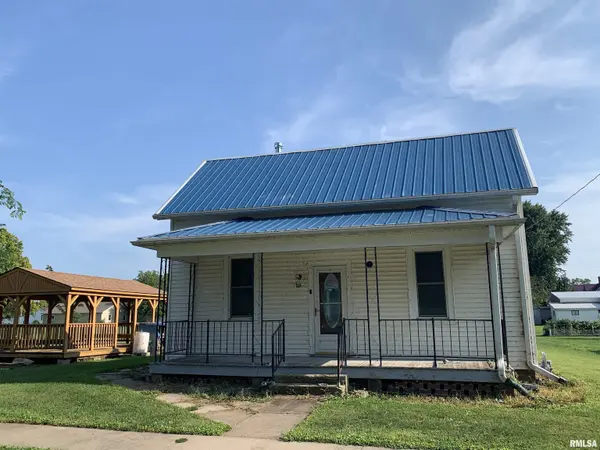 502 SMITH ST, Golden, IL 62339