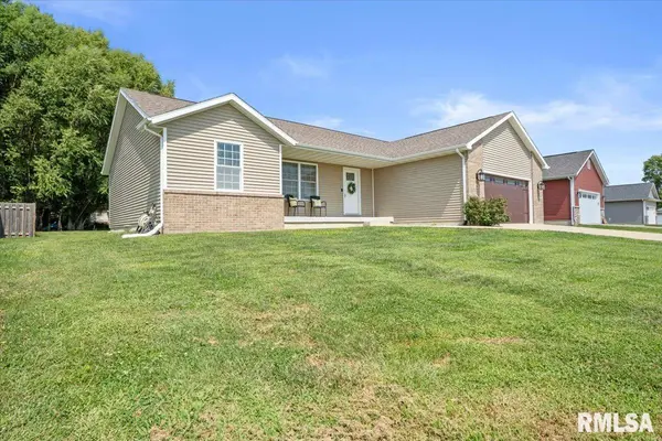 509 HARRISON DR, Mechanicsburg, IL 62545