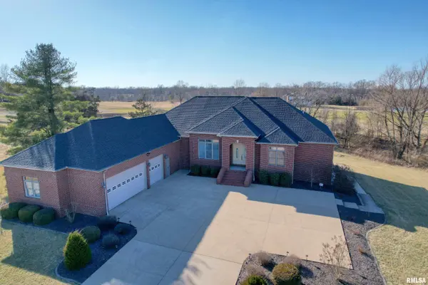 107 STONE LAKE DR, Makanda, IL 62958