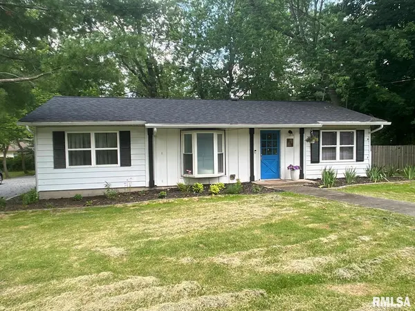 815 N ALLYN ST, Carbondale, IL 62901
