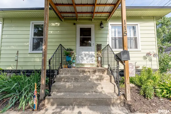 115 N MEYER AVE, Centralia, IL 62801