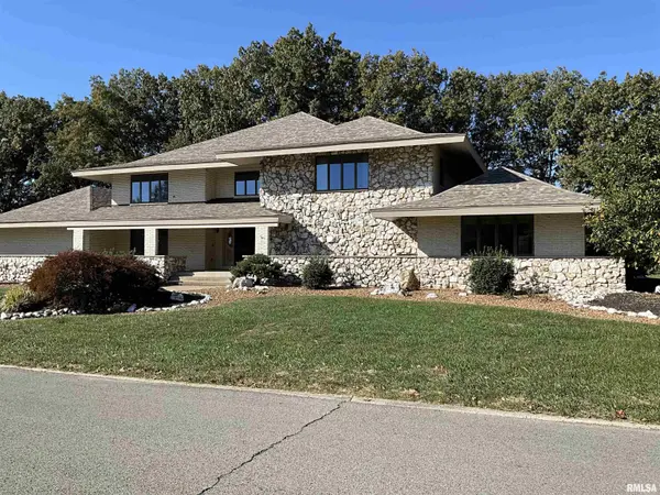 206 Dinah LN,  Marion,  IL 62959