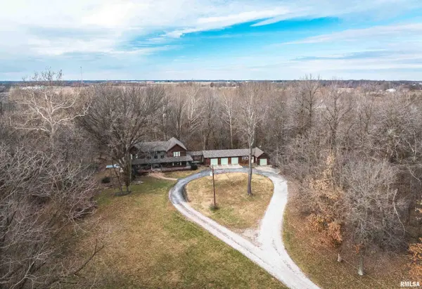 3001 BUR OAK LN, Edwardsville, IL 62025