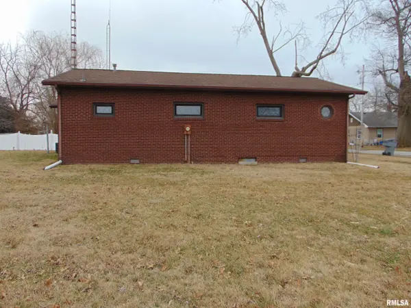 609 WASHINGTON AVE, Dowell, IL 62927
