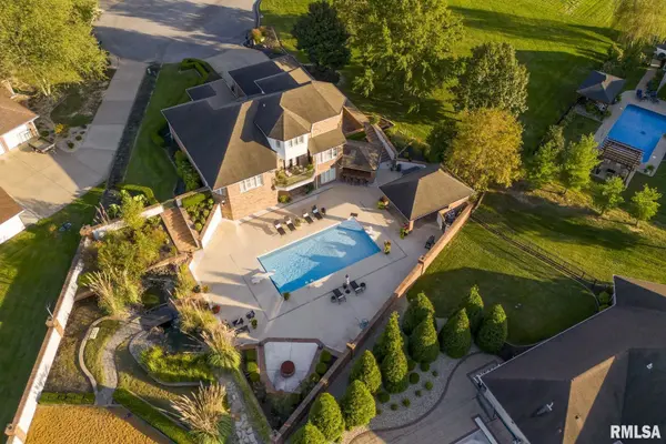 1506 Baltusrol DR, Marion, IL 62959