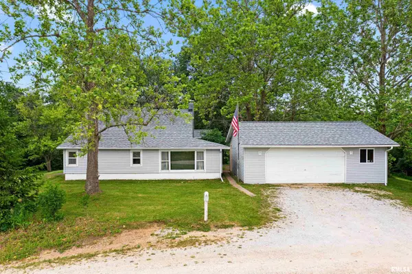 9303 E Old Miller LN, Cuba, IL 61427