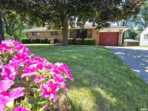 4618 W SANDRON AVE, Bartonville, IL 61607