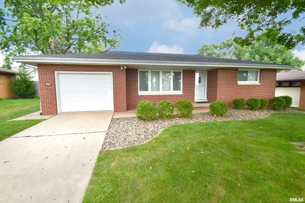 4414 N PLEASANT RIDGE CT, Peoria, IL 61614