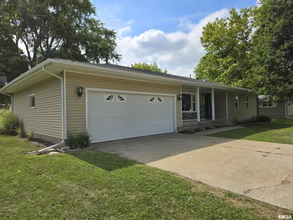 304 Debbie ST, Colchester, IL 62326