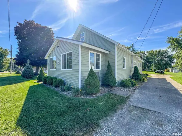 254 W 5TH ST, Dunfermline, IL 61524