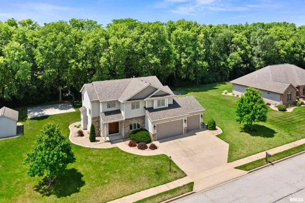 13611 N ASHTON Pkwy, Chillicothe, IL 61523