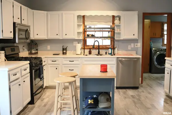 5947 S JEFFERSON ST, Bartonville, IL 61607