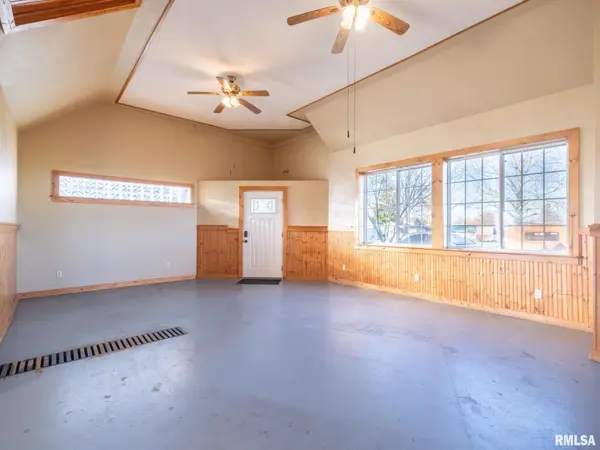 1790 STATE ST, Cazenovia, IL 61545