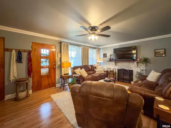 4715 W PFEIFFER RD, Bartonville, IL 61607