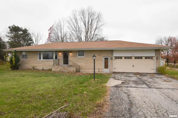 885 State Route 121, Mt Pulaski, IL 62548