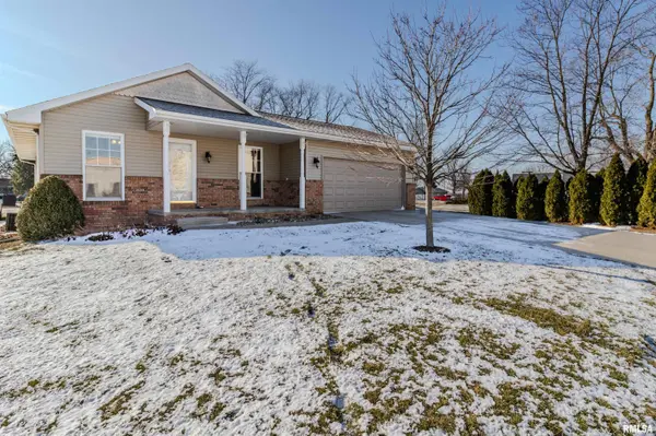 240 W ILLINOIS ST, Brimfield, IL 61517