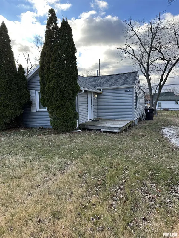 3315 N STANLEY ST, Peoria, IL 61604