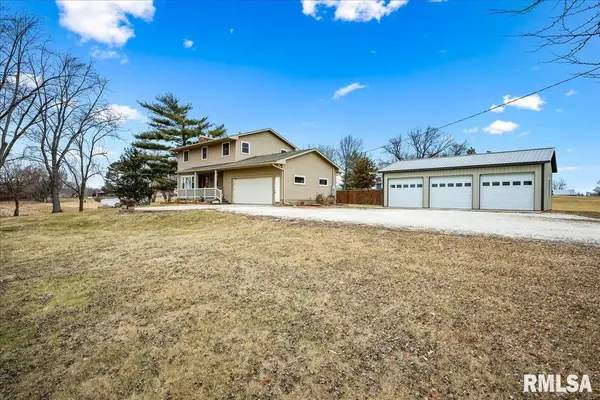 310 S 2ND ST, London Mills, IL 61544
