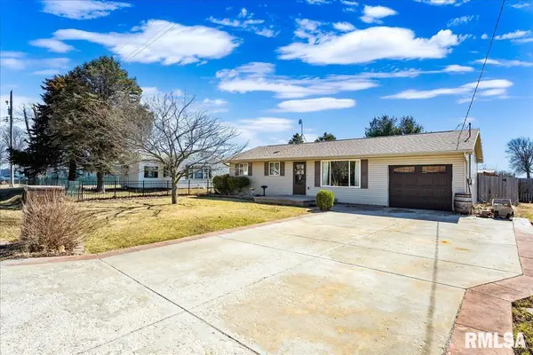 12906 W CENTER ST, Hanna City, IL 61536