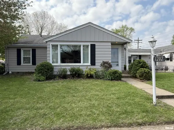 1202 AMANDA ST, Pekin, IL 61554