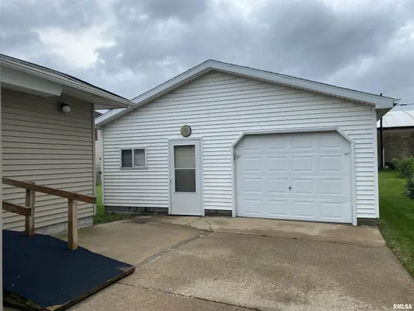 846 S 7TH AVE, Canton, IL 61520