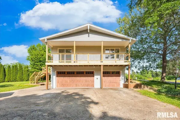 202 E SUNSET WAY, East Peoria, IL 61611