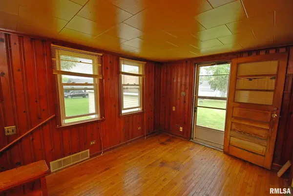 5817 S JEFFERSON ST, Bartonville, IL 61607