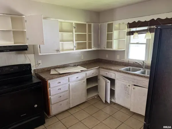 4405 SILVIS RD, Bartonville, IL 61607