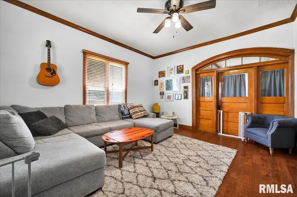 203 E PINE ST, Dunlap, IL 61525