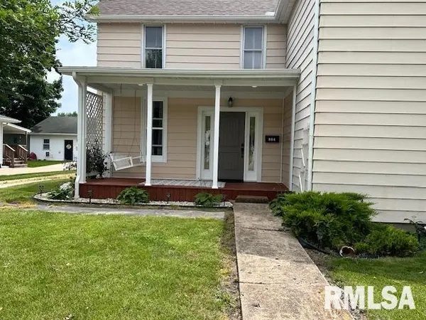 964 E LOCUST ST, Canton, IL 61520