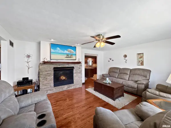 519 E ROBINSON ST, Goodfield, IL 61742
