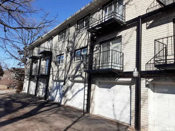 915 FILLMORE ST, Davenport, IA 52804