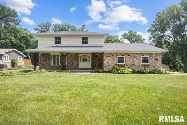 115 ELMHURST LN, Riverdale, IA 52722