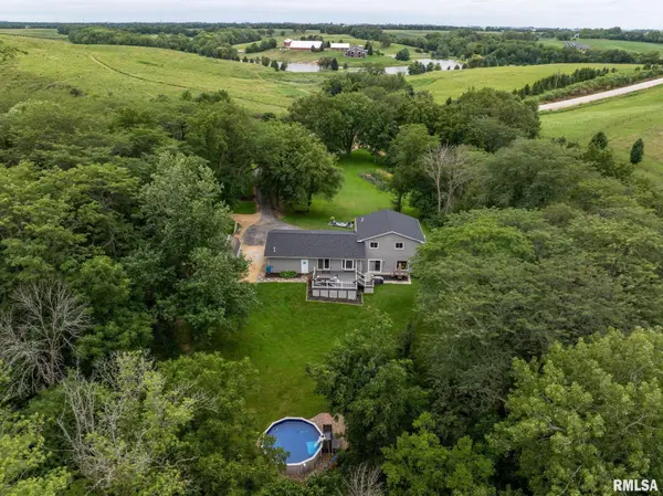 21800 270TH ST, Long Grove, IA 52756