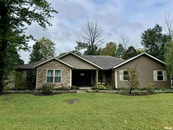 1201 HOLLY DR,  Carterville,  IL 62918