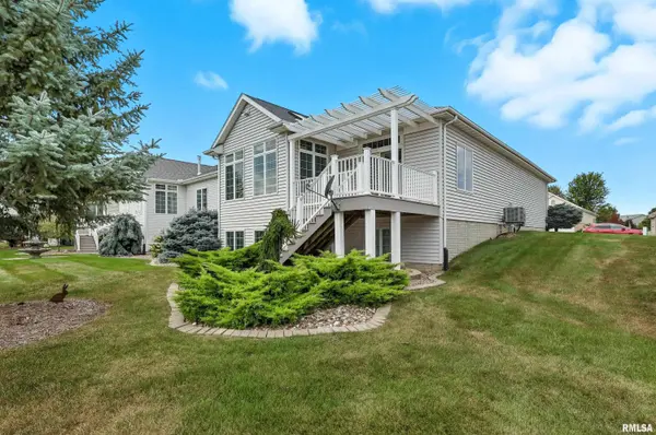 5369 KILT CT, Bettendorf, IA 52722