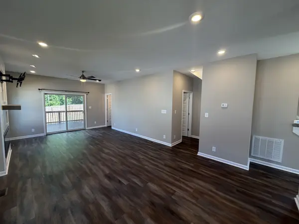 1161 Tybee Dr, Clarksville, TN 37042