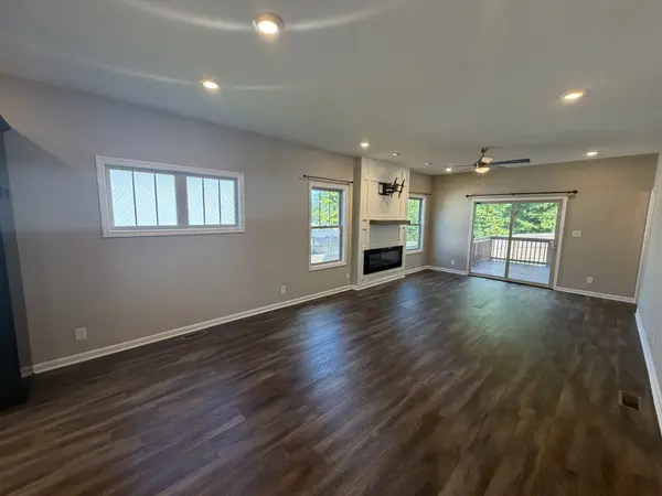 1161 Tybee Dr, Clarksville, TN 37042
