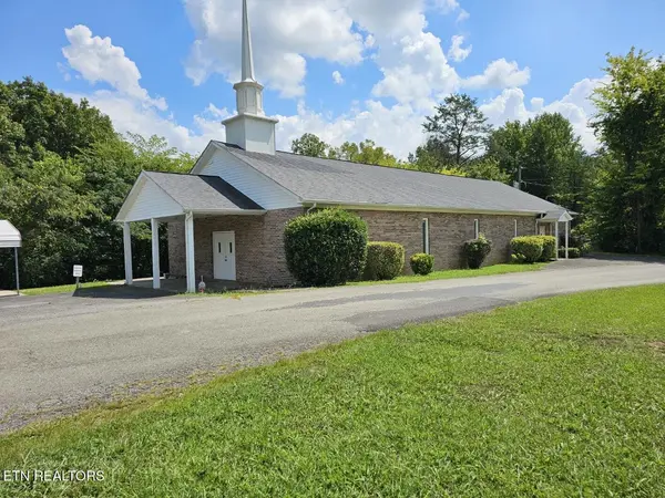 295 Shadden Rd, Tellico Plains, TN 37385