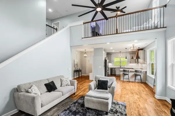 1925 Normerle Dr, Goodlettsville, TN 37072