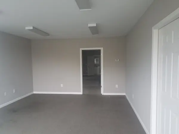324 S McCrary St, Woodbury, TN 37190
