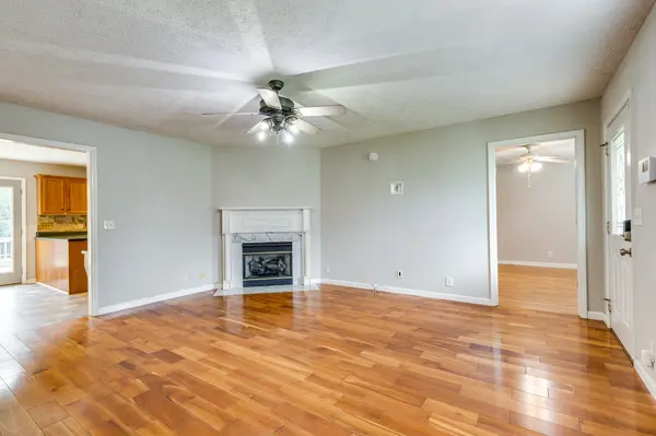 512 Myers Parsons Way, Murfreesboro, TN 37127