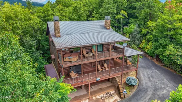 4320 Firefly View Way, Gatlinburg, TN 37738