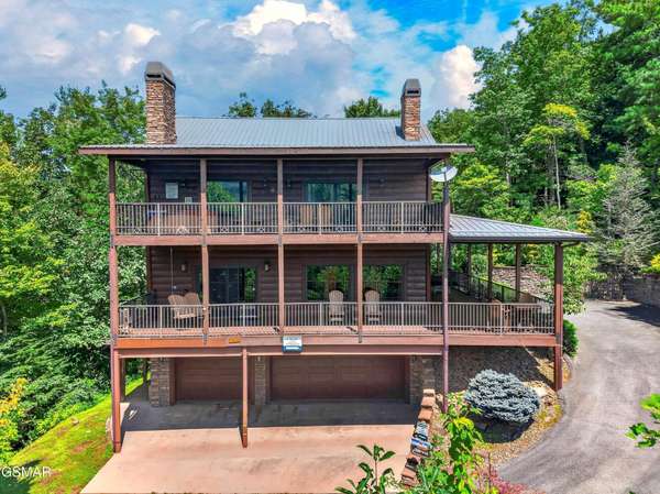 4320 Firefly View Way, Gatlinburg, TN 37738