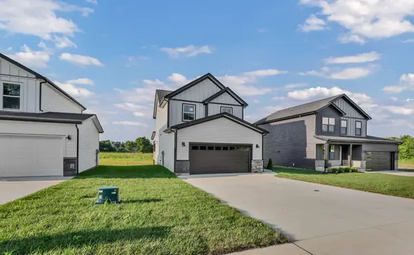 2808 Brewster Dr, Clarksville, TN 37042