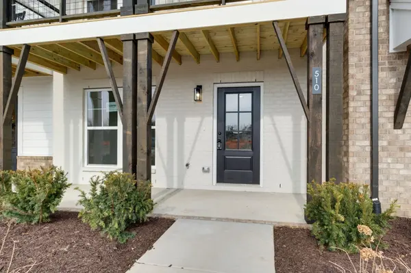 614 Granbury Pvt Drive, Hendersonville, TN 37075