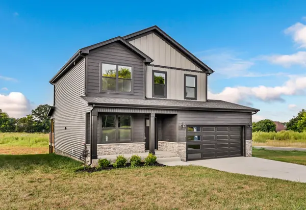 2812 Brewster Dr, Clarksville, TN 37042